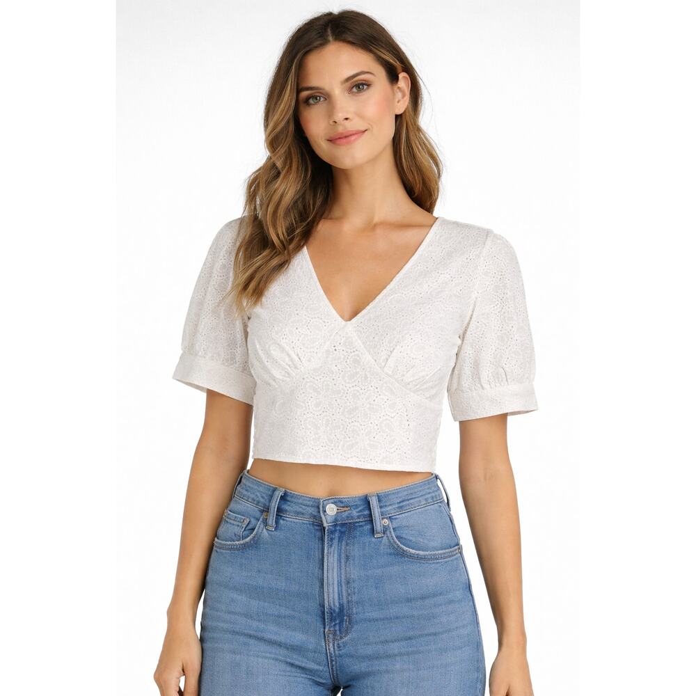 Lili Sidonio White Woven Floral Eyelet Crop Top Womens Medium New Short Sleeve